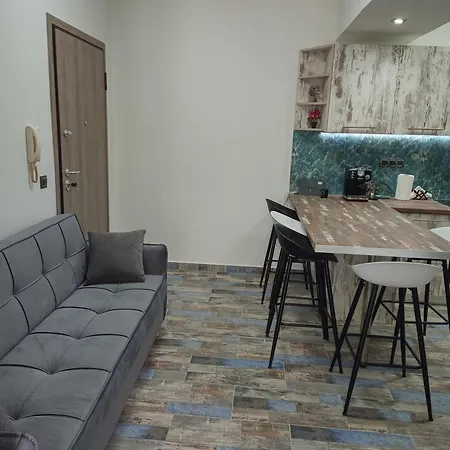 δίπλα στο Intercontinental! Apartment Athens