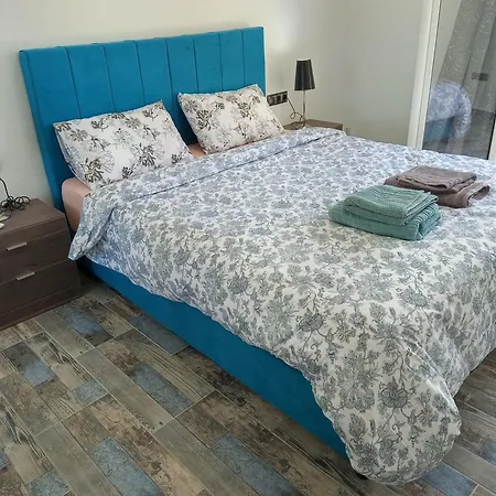 Apartment δίπλα στο Intercontinental! *