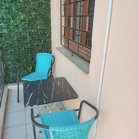 δίπλα στο Intercontinental! Apartment *