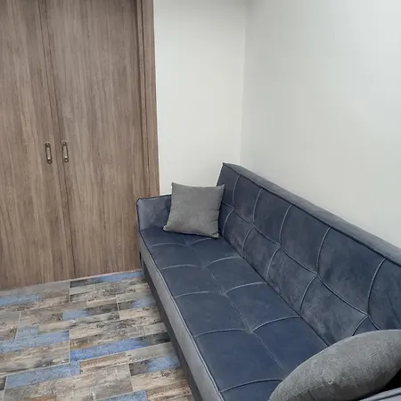 δίπλα στο Intercontinental! Apartment *
